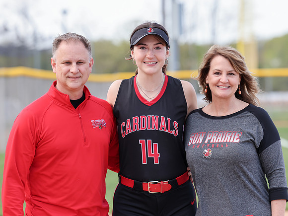 4-30-24 VARSITY Parents Night   (11)