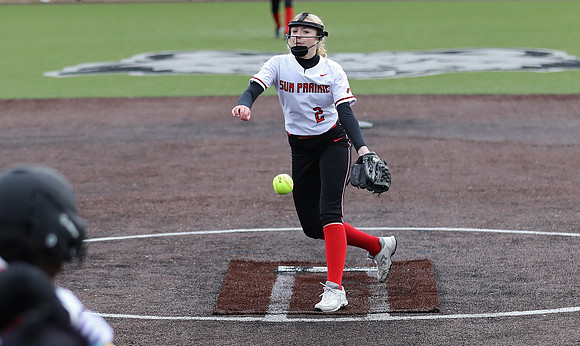 2 McKenna Gross (33)