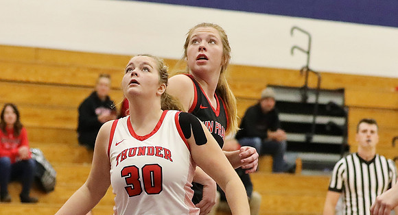 12-28-22 VARSITY vs. Seymour at Waunakee Holiday Tournament  (30)
