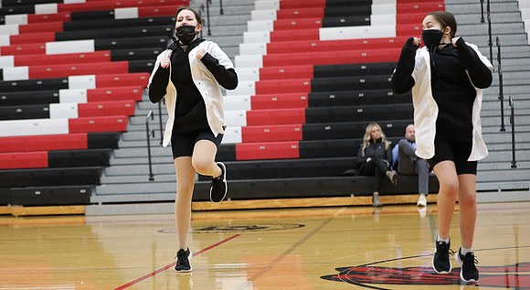 JV Dance 1-13-22 at JV Basketball Game  (15)
