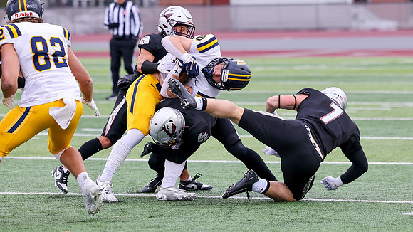 EAGLES vs. UW Eau Claire  10-28-23 (16)