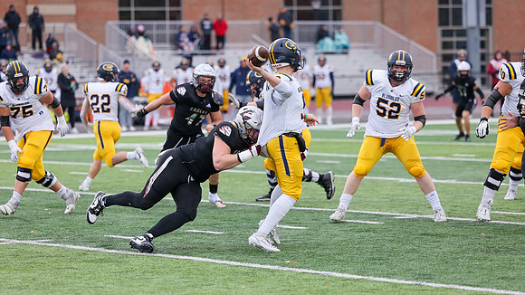 EAGLES vs. UW Eau Claire  10-28-23 (40)