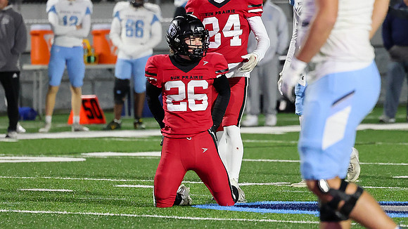 26 Josh Manke (4)