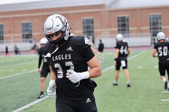 32 Tyler Burkley (7)
