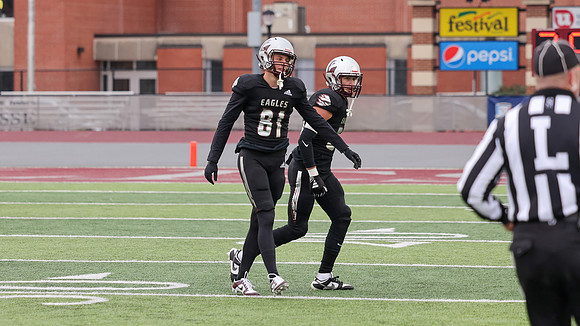81 Evan Richmond  (8)