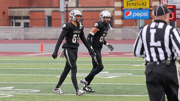 81 Evan Richmond  (10)