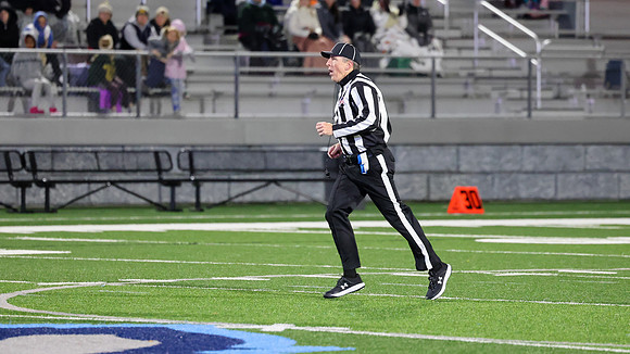 10-27-23 Jerry Lang and Crew at Sun Praire vs. Monona Grove Level 2 Playoff Football Game  (83)