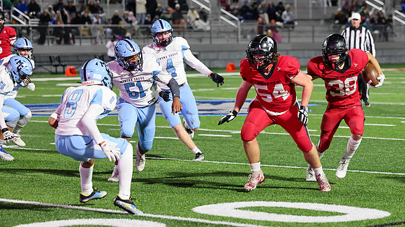 10-27-23 Monona Grove vs. Sun Prairie East Level 2 Playoff   (42)