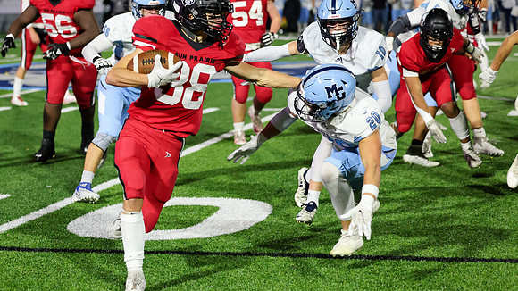 10-27-23 Monona Grove vs. Sun Prairie East Level 2 Playoff   (63)