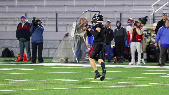 VARSITY Level 3 Playoff vs. Slinger 11-3-23  (21)