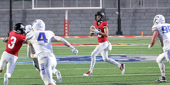 10 Evan Richmond (1)