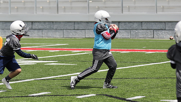 4th Grade A vs. 4th Grade D  (71)