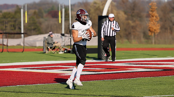 16 Tyler Stoltenburg (40)
