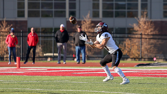 16 Tyler Stoltenburg (44)