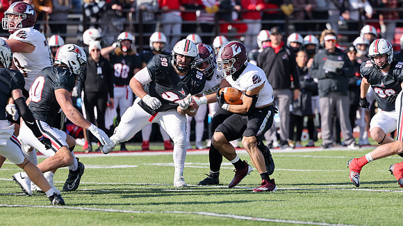30 Gabe Lynch  (22)