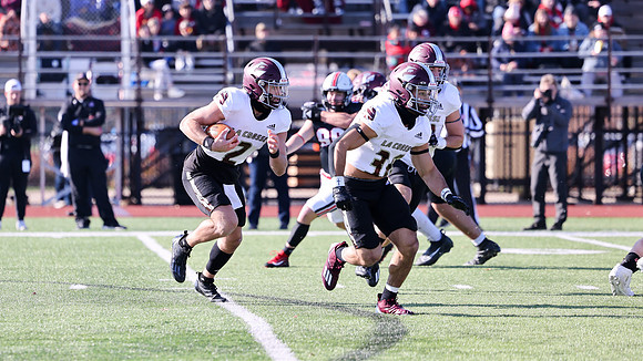 30 Gabe Lynch  (24)