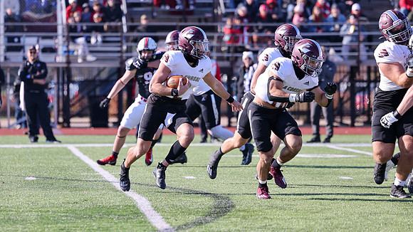 30 Gabe Lynch  (25)