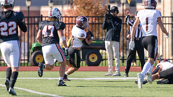30 Gabe Lynch  (29)