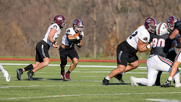 30 Gabe Lynch  (35)