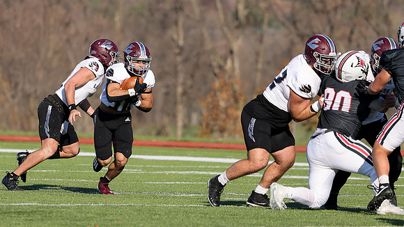 30 Gabe Lynch  (36)