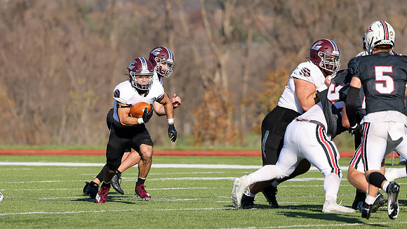 30 Gabe Lynch  (39)