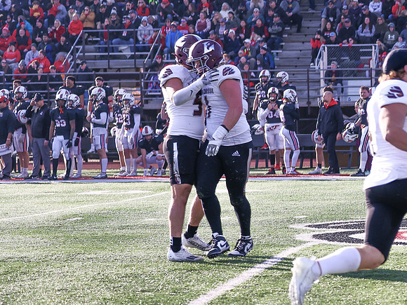 51 Zach Kehl (21)