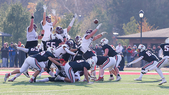 51 Zach Kehl (30)