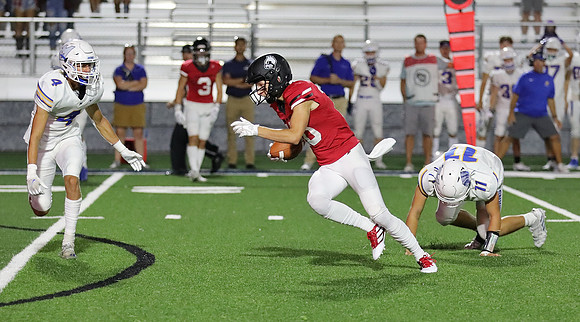 10 Evan Richmond (4)