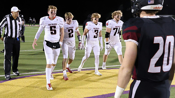 VARSITY Level 4 Playoff vs. Lake Geneva Badger 11-10-23 (10)