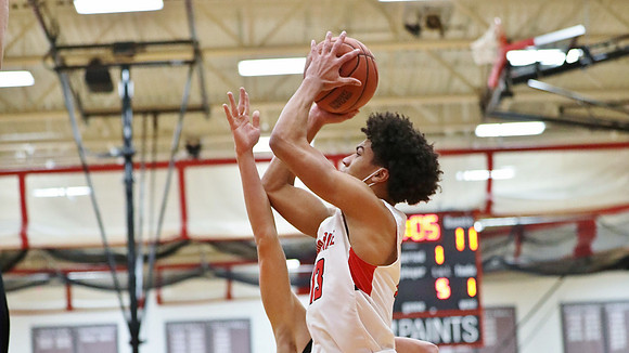13 Tyus Wills  (13)