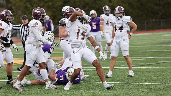 15 Christian Powell (32)
