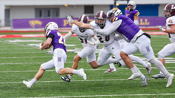 31 Jared Pelishek (18)