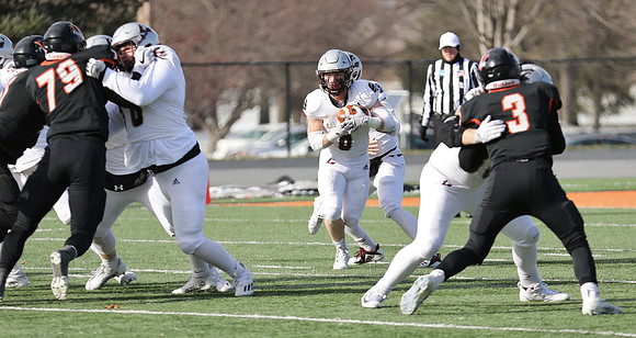 6 Joey Stutzman (26)