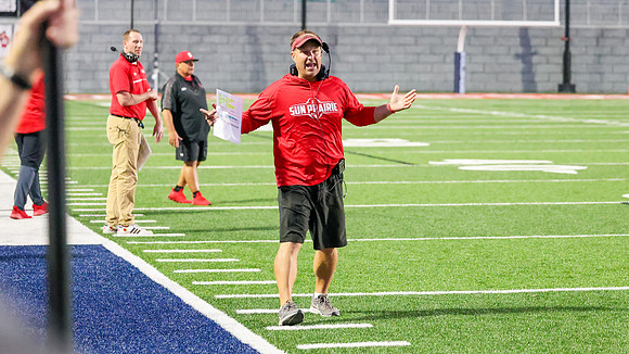 Coach Brian Kaminski (16)