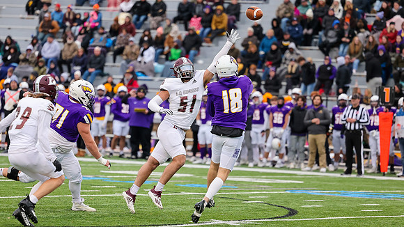 51 Zach Kehl (10)