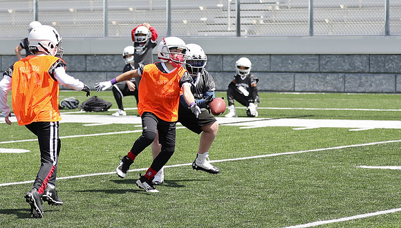 4-25-21 6th Grade Johnson vs. 6th Grade Zimm (147)