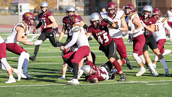11-18-23 EAGLES Playoff Round 1 vs. UMN - Morris  (19)