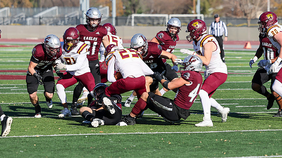 11-18-23 EAGLES Playoff Round 1 vs. UMN - Morris  (27)