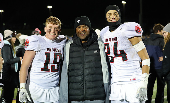 Coach George Grays (10)