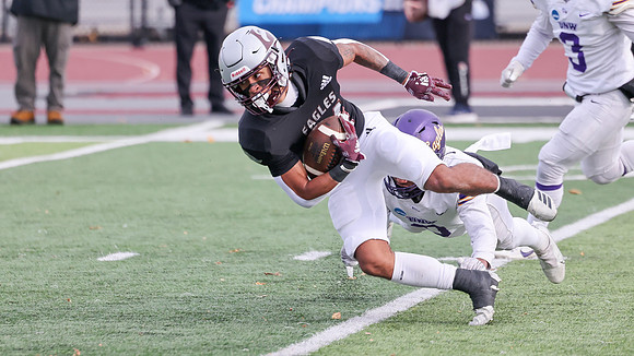 24 Najeh Mitchell (7)
