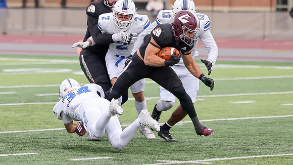 30 Gabe Lynch  (13)