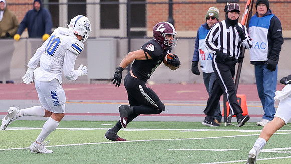 30 Gabe Lynch  (24)