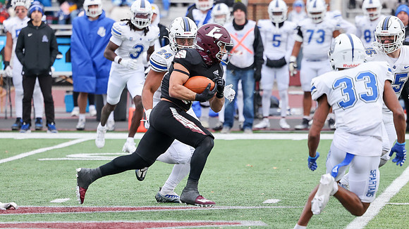 30 Gabe Lynch  (27)