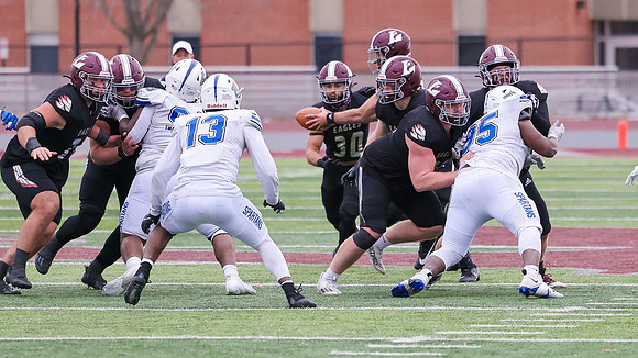 30 Gabe Lynch  (28)