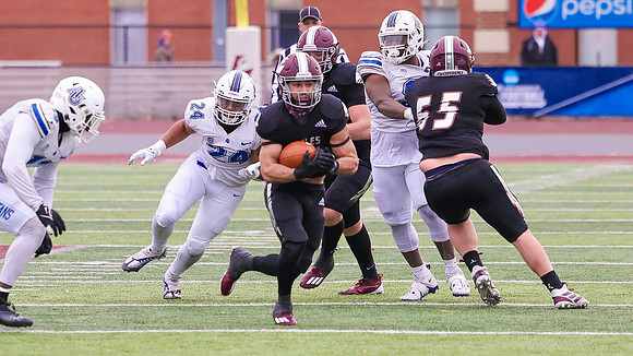 30 Gabe Lynch  (31)