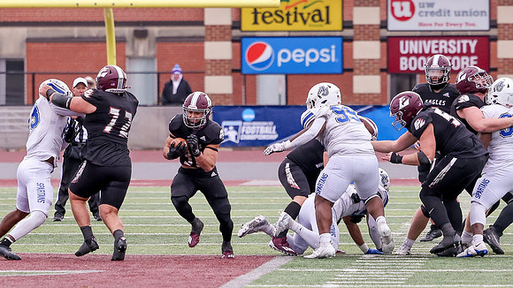 30 Gabe Lynch  (36)