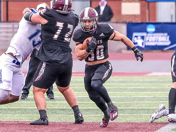 30 Gabe Lynch  (39)