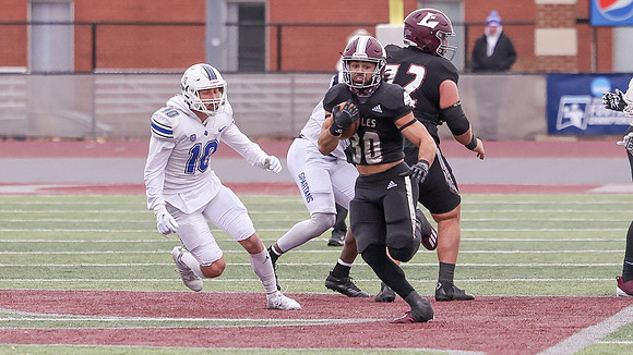 30 Gabe Lynch  (41)