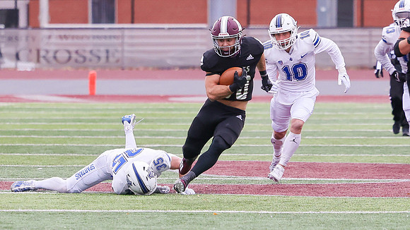30 Gabe Lynch  (45)