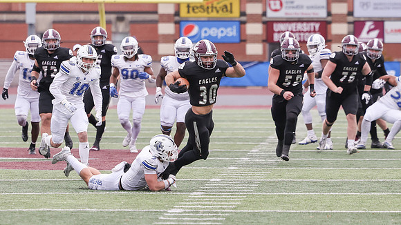 30 Gabe Lynch  (51)